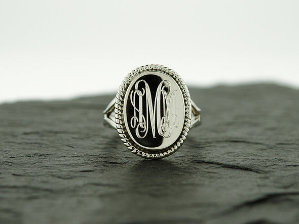 Oval Rope Nautical Monogram Ring