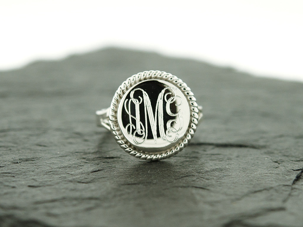 Round Circle Monogram Ring – Sterling Knot